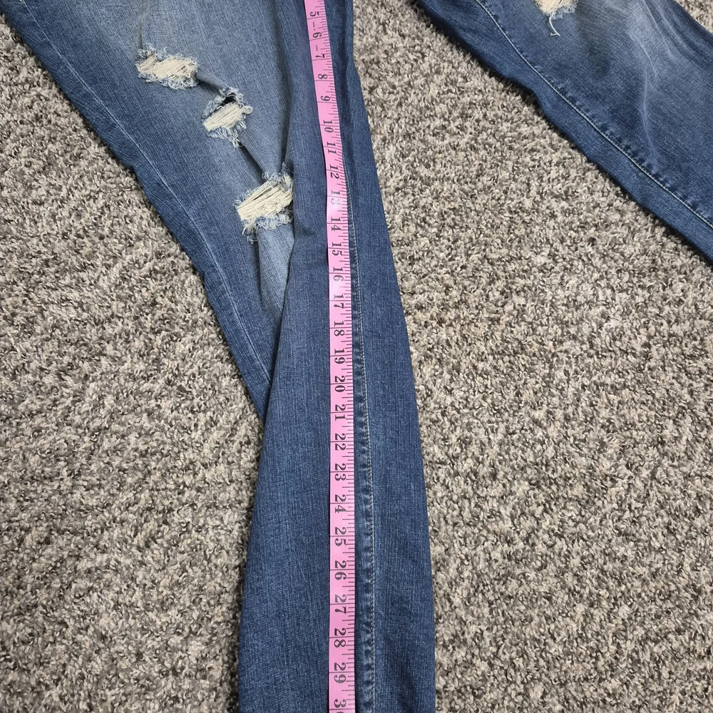 Torrid Women's Blue Distressed Jeans - Picture 7 of 8